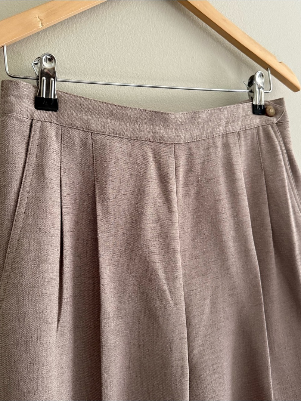 Vintage 90s High-Waist Pleated Tan Trousers Womens medium - Picture 3 of 5